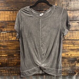 Cable & Gauge Charcoal Twist Front Tee